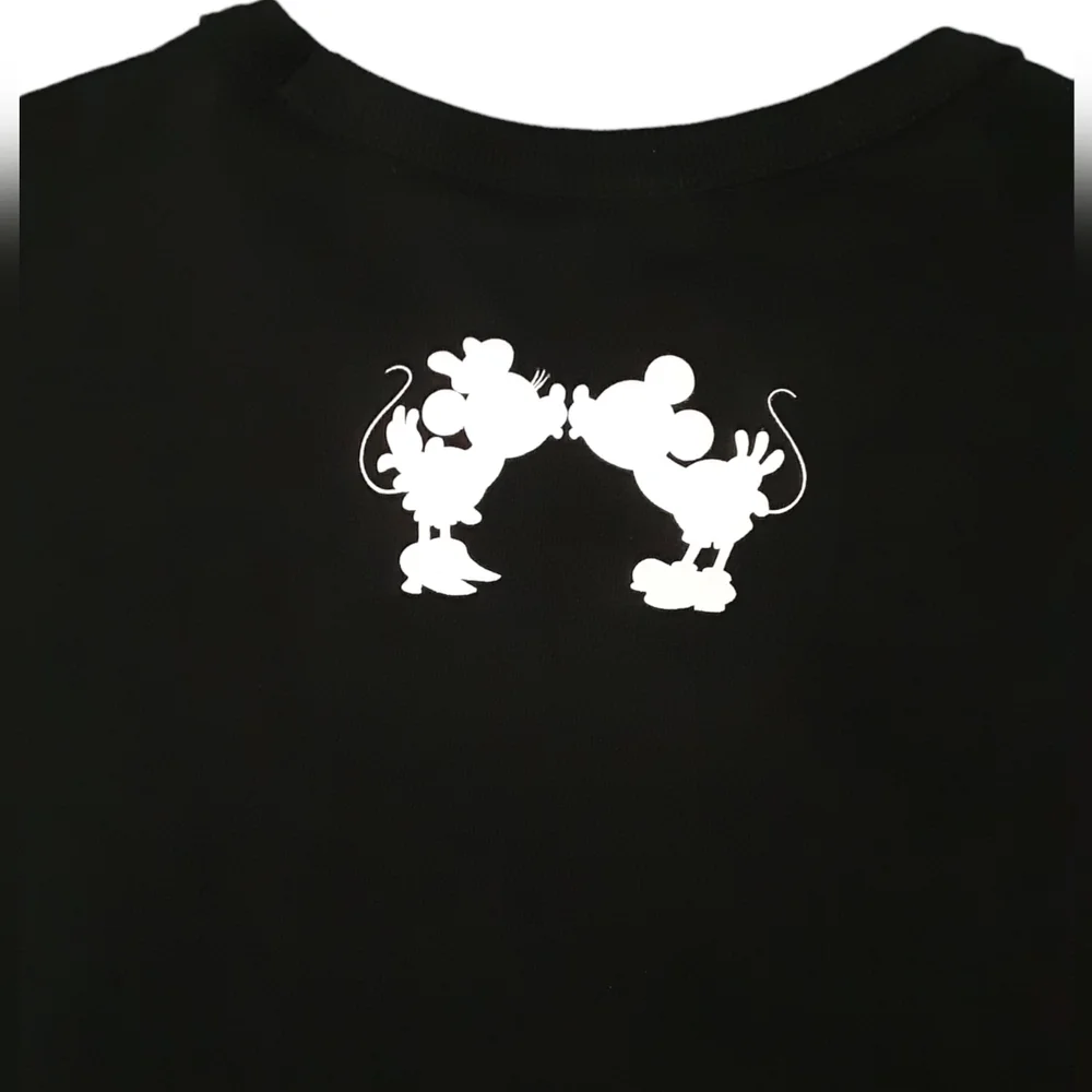 Champion X Disney T-Shirt Size Small Mens or Womens Mickey Mouse - Picture 8 of 11